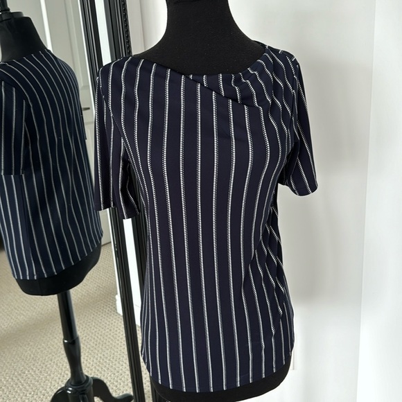 ann taylor blouse short sleeve cowl neck size small - Picture 1 of 4